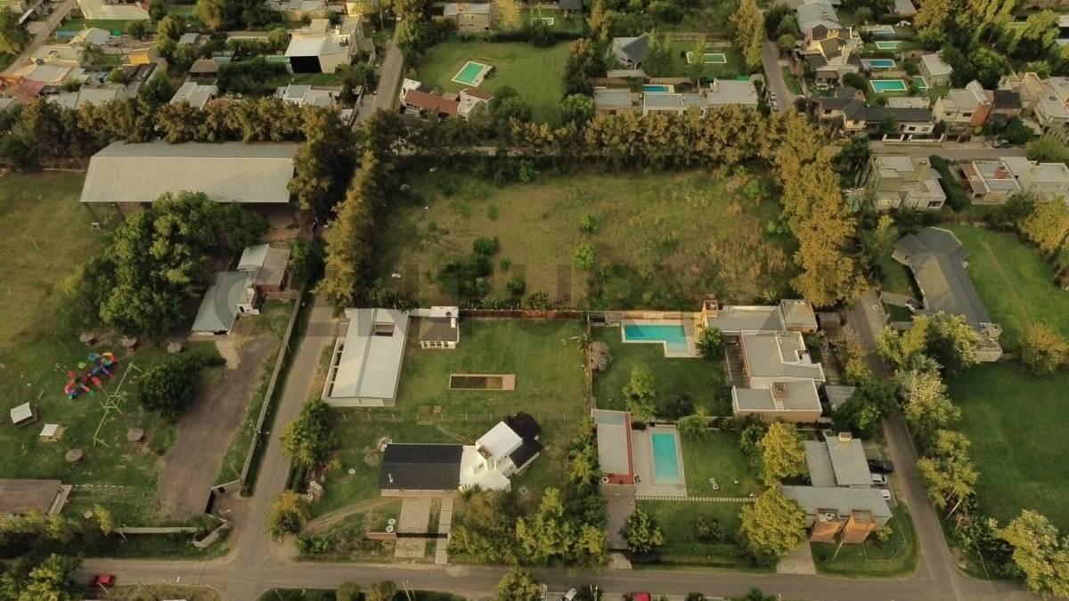 Foto de LOTE EN VENTA - DON ATILIO 3 - VILLA CASTELLS- 273M2, imagen 5