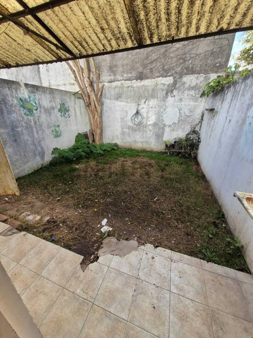 Foto de PH EN VENTA EN LA PLATA DE 1 DORMITORIO, imagen 2