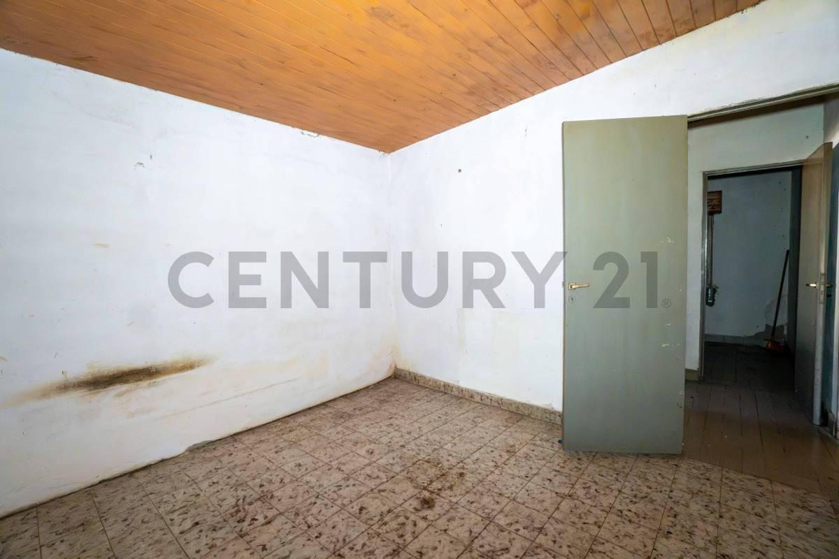 Foto de CASA CON GALPON EN VENTA EN LA PLATA, imagen 3