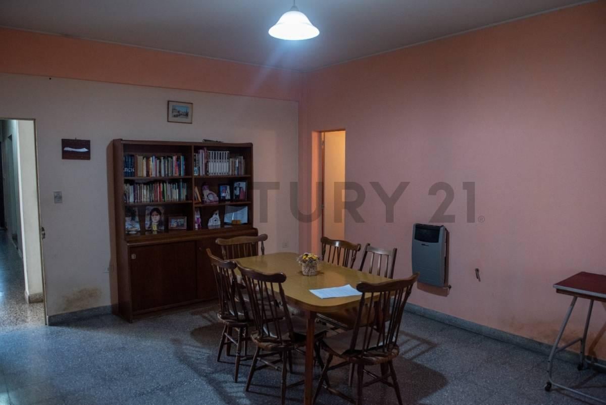 Foto de 116 37 y 38 Casa en venta 2 dormitorios en Barrio Hipodromo La Plata, imagen 5