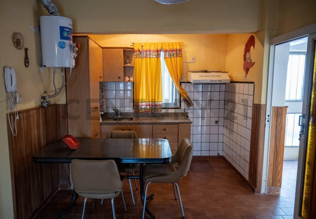 Foto de 80 BIS ENTRE 120 Y DIAGONAL 620 Casa 2 dormitorios en venta Villa Elvira, imagen 5