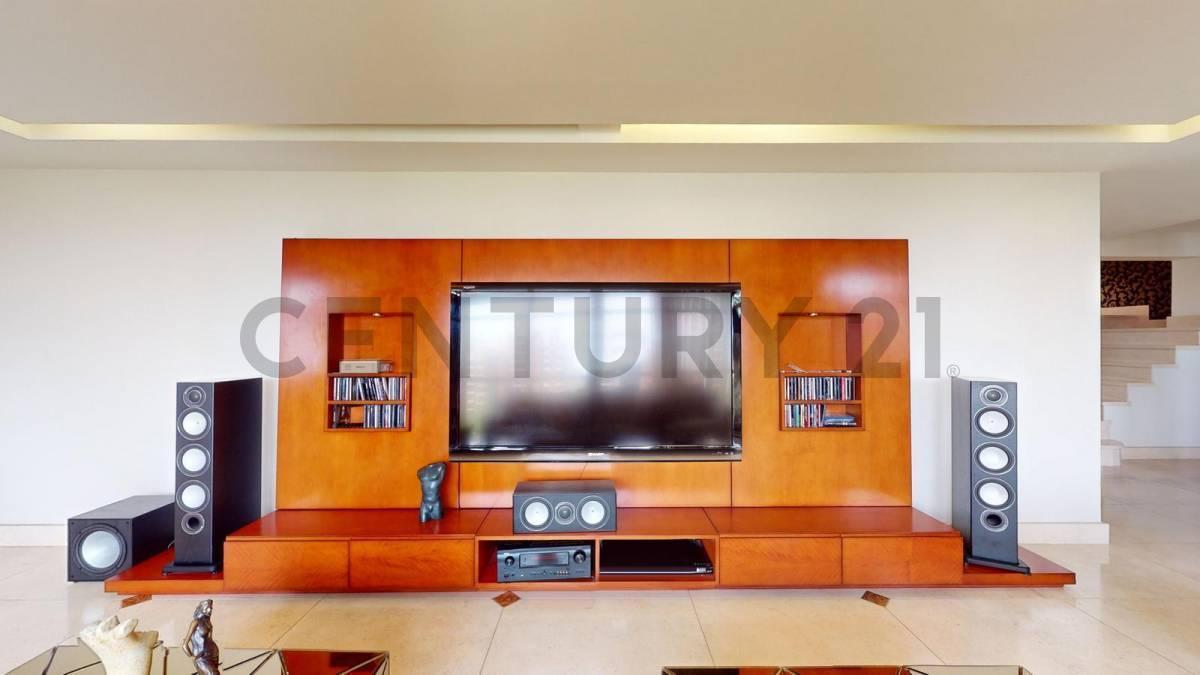 Foto de DEPARTAMENTO DE CATEGORIA CON TERRAZA PRIVADA | AV. 13 Y 44 PLAZA PASO, imagen 5