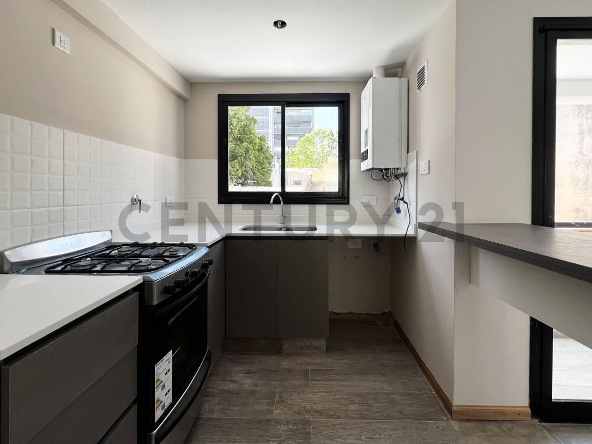 Foto de En venta Departamento de 2 Dormitorios con cochera A Estrenar, imagen 2