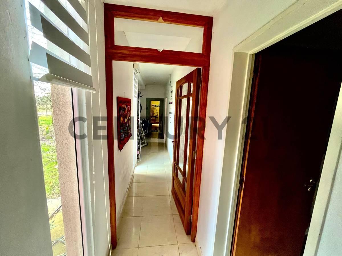 Foto de Casa en Venta Barrio Semicerrado El Rodeo - USD 140.000, imagen 3