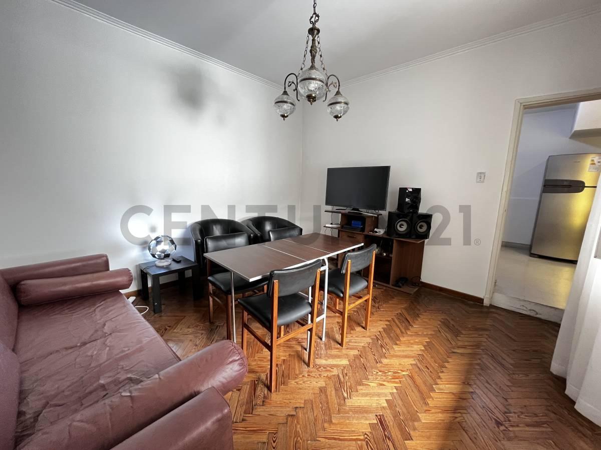 Foto de Calle 54 y 17 | Casa 2 dormitorios, gararge y terraza, imagen 5