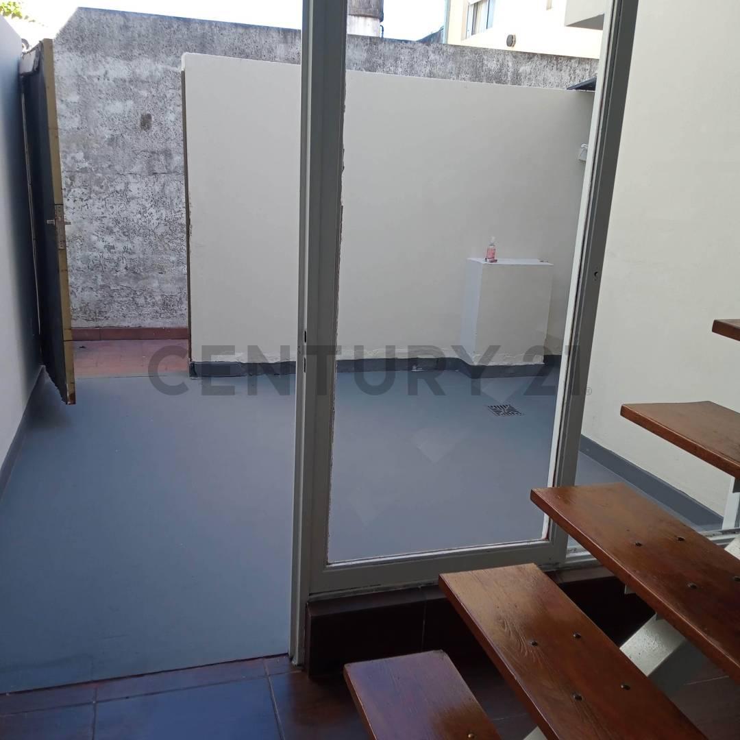 Foto de Calle 22 e/ 42 y 43 | OPORTUNIDAD | Ph Departamento 1 dormitorio | La, imagen 1