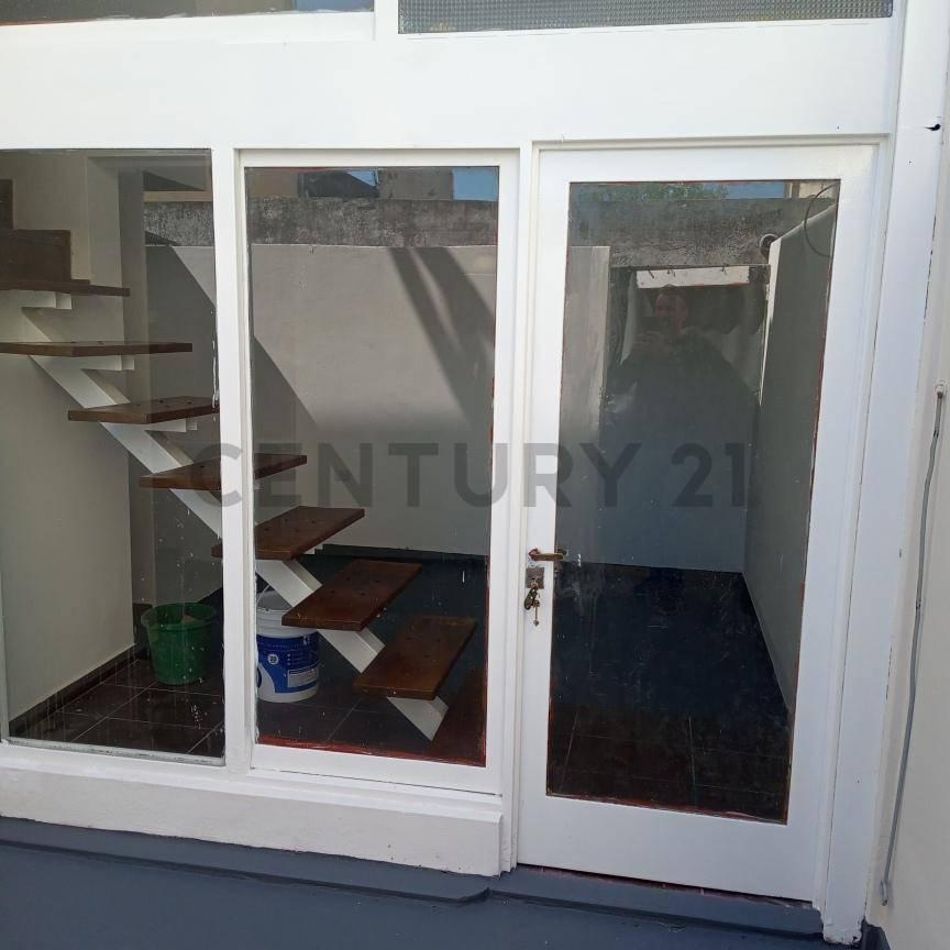 Foto de Calle 22 e/ 42 y 43 | OPORTUNIDAD | Ph Departamento 1 dormitorio | La, imagen 2
