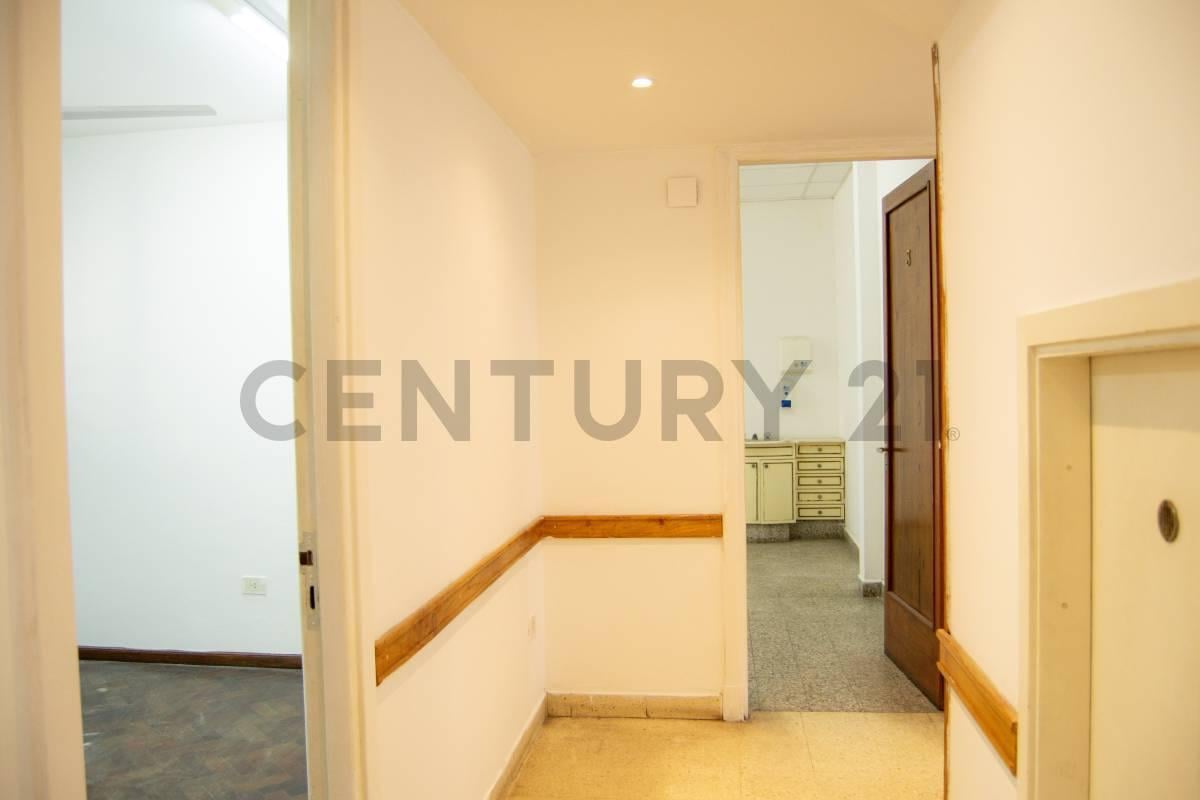 Foto de Calle 3 esquina 65 | Venta Casa 7 dormitorios | La Plata, imagen 4