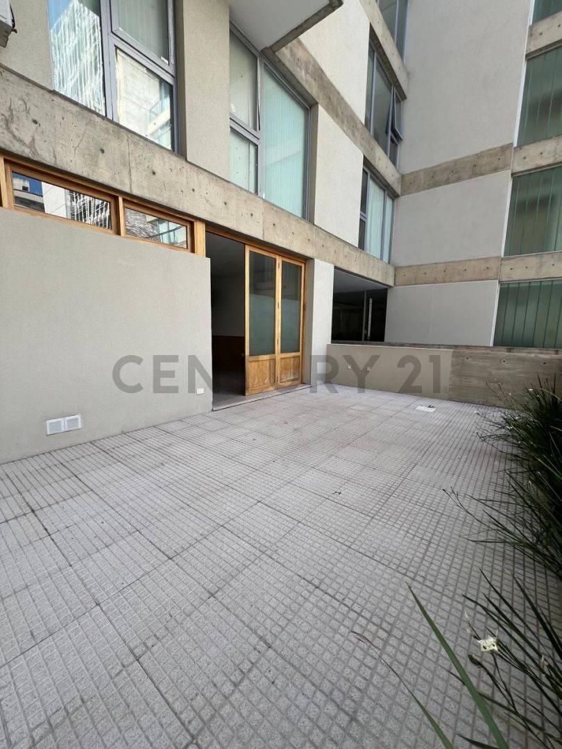 Foto de Venta de Local con cochera , La Plata - calle 56 e/ 13 y 14, imagen 1