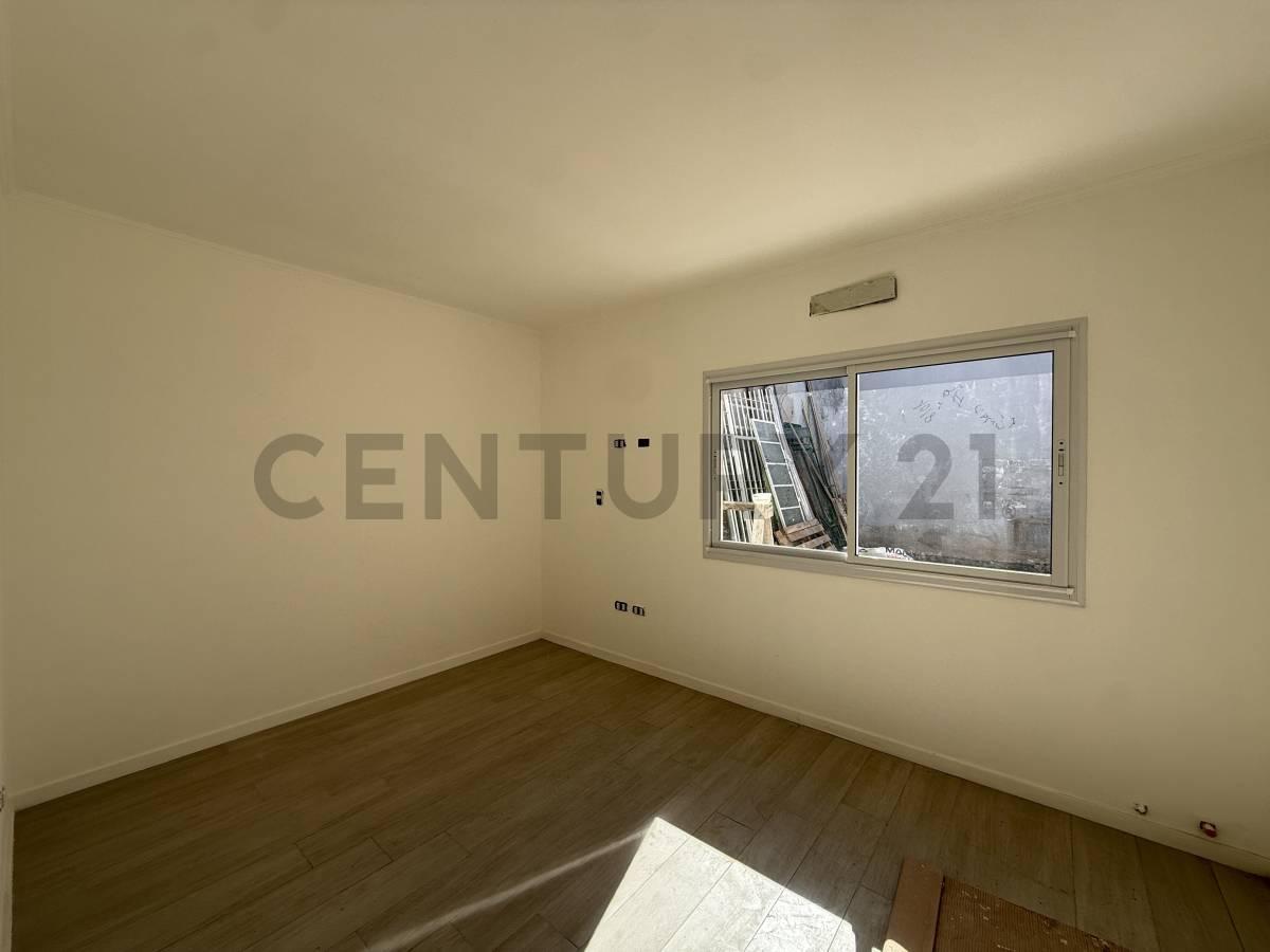Foto de CALLE 118 e/ 64 y 65 Casa de 2 dormitorios refaccionada a nueva 89 mts, imagen 4
