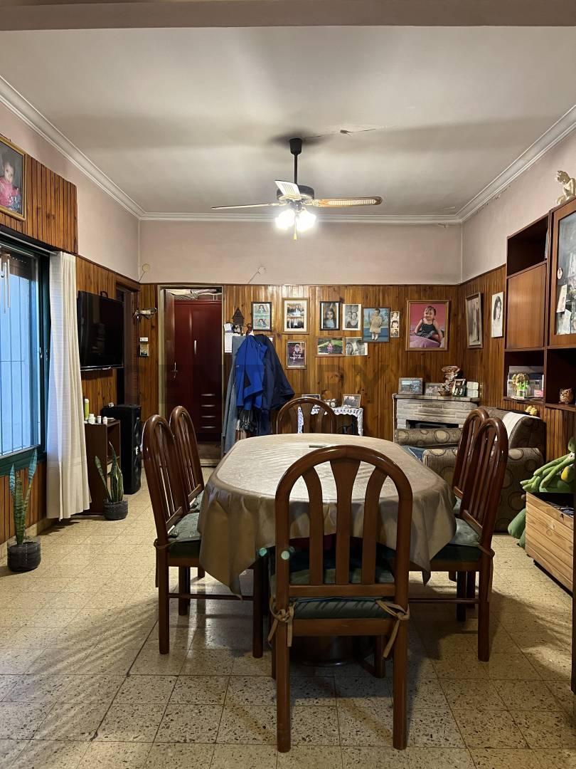 Foto de 22 e/ 62 y diag 74 Venta en bloque Local+ Dpto 1 dormi + casa 2 dormi, imagen 4
