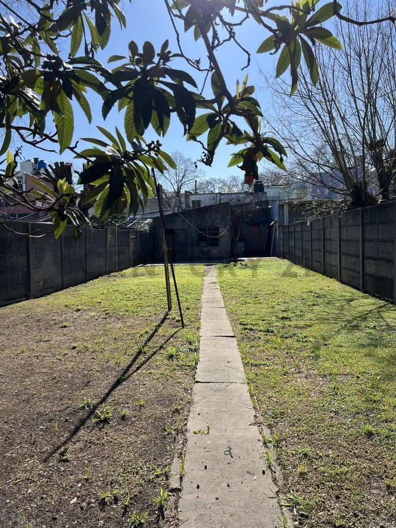 Foto de 22 e/ 62 y diag 74 Venta en bloque Local+ Dpto 1 dormi + casa 2 dormi, imagen 3