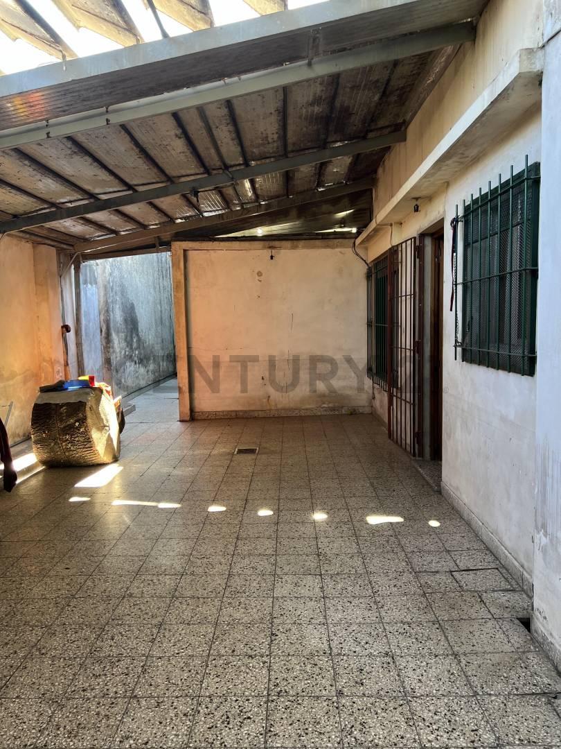 Foto de 22 e/ 62 y diag 74 Venta en bloque Local+ Dpto 1 dormi + casa 2 dormi, imagen 5