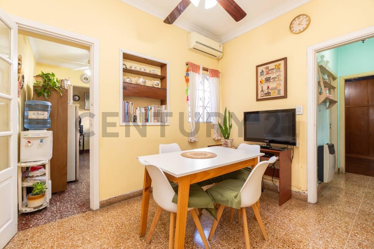 Foto de Casa en venta en La Plata con patio., imagen 2