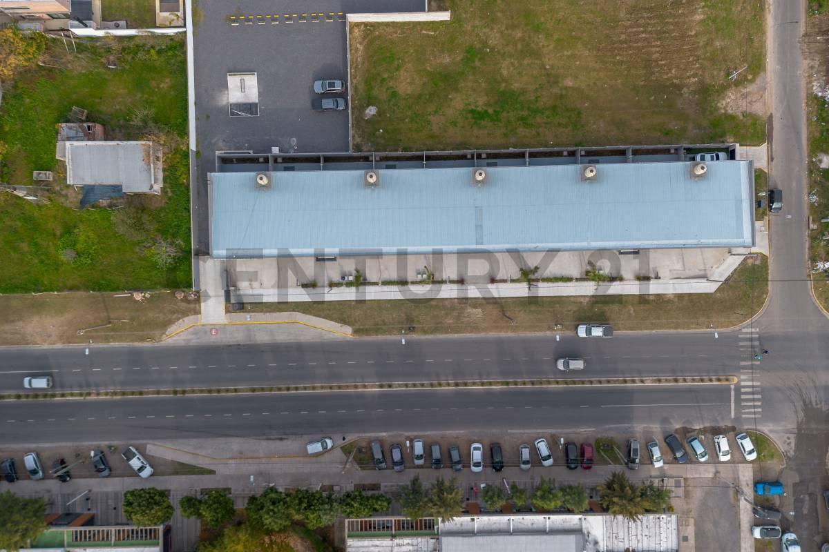 Foto de LOCAL COMERCIAL EN ALQUILER – MANUEL B. GONNET, imagen 1