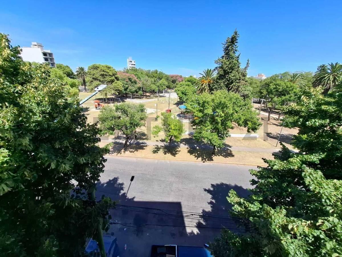 Foto de CALLE 19 Y DIAGONAL 76 FRENTE PLAZA IRIGOYEN | VENTA MONOAMBIENTE, imagen 1