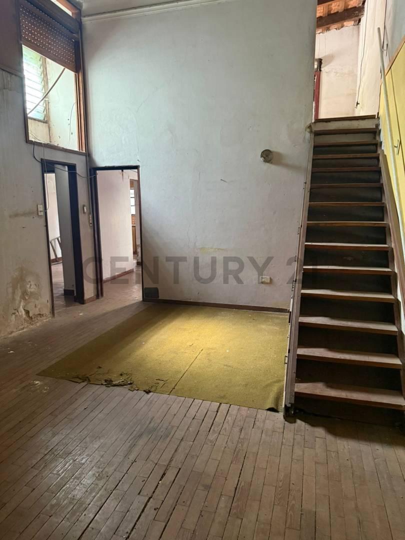Foto de Calle 8 e/ 62 y 63 | CASA A RECICLAR - ZONA FACULTADES, imagen 5