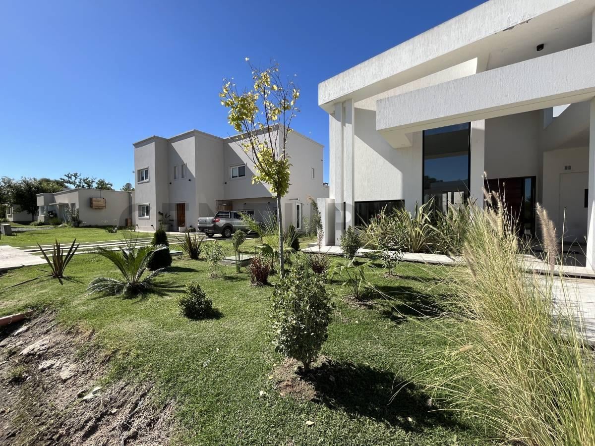 Foto de 139 y 90 CASA 3 DORMITORIOS EN VENTA FINCAS DE DUGGAN LA PLATA, imagen 5