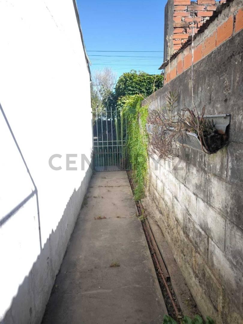 Foto de CALLE 98 E/ 6 y 6 bis | VENTA DE CASA A REMODELAR SOBRE LOTE DE 245 m2, imagen 4