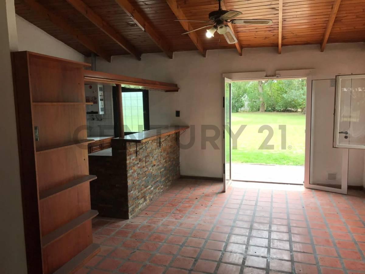 Foto de 36 138 Y 139 CASA EN VENTA CON PILETA Y PARQUE LA PLATA, imagen 4