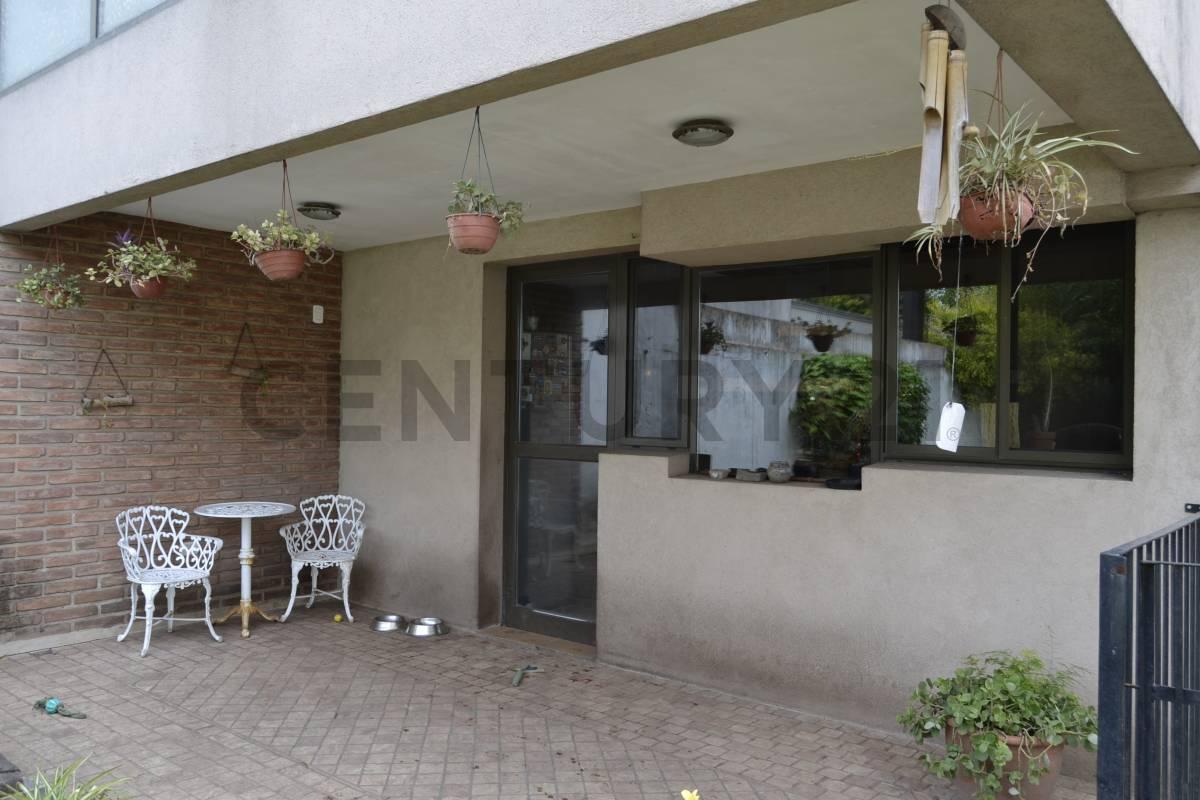 Foto de Calle 42 e/ 27 y 28 | Casa en Venta en La Loma 5 dormitorios, imagen 4