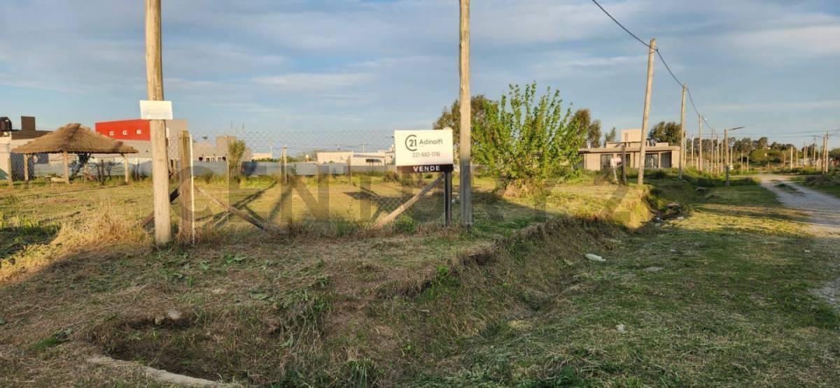 Foto de Lote esquina en Venta - Barrio "TERRANOVA" - Arana (Posible, imagen 2