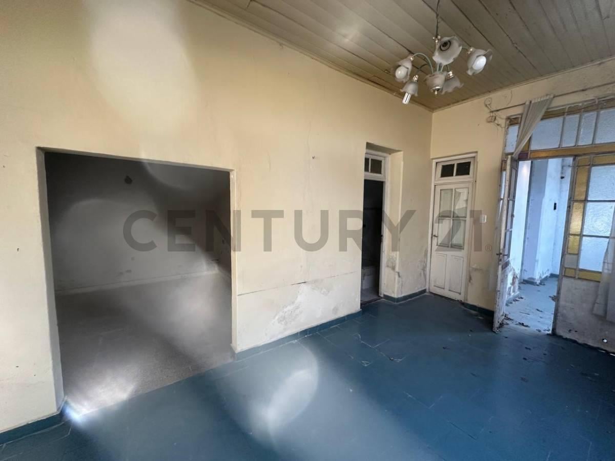 Foto de 64 ENTRE 115 Y 116 PH EN VENTA A REFACCIONAR, imagen 2