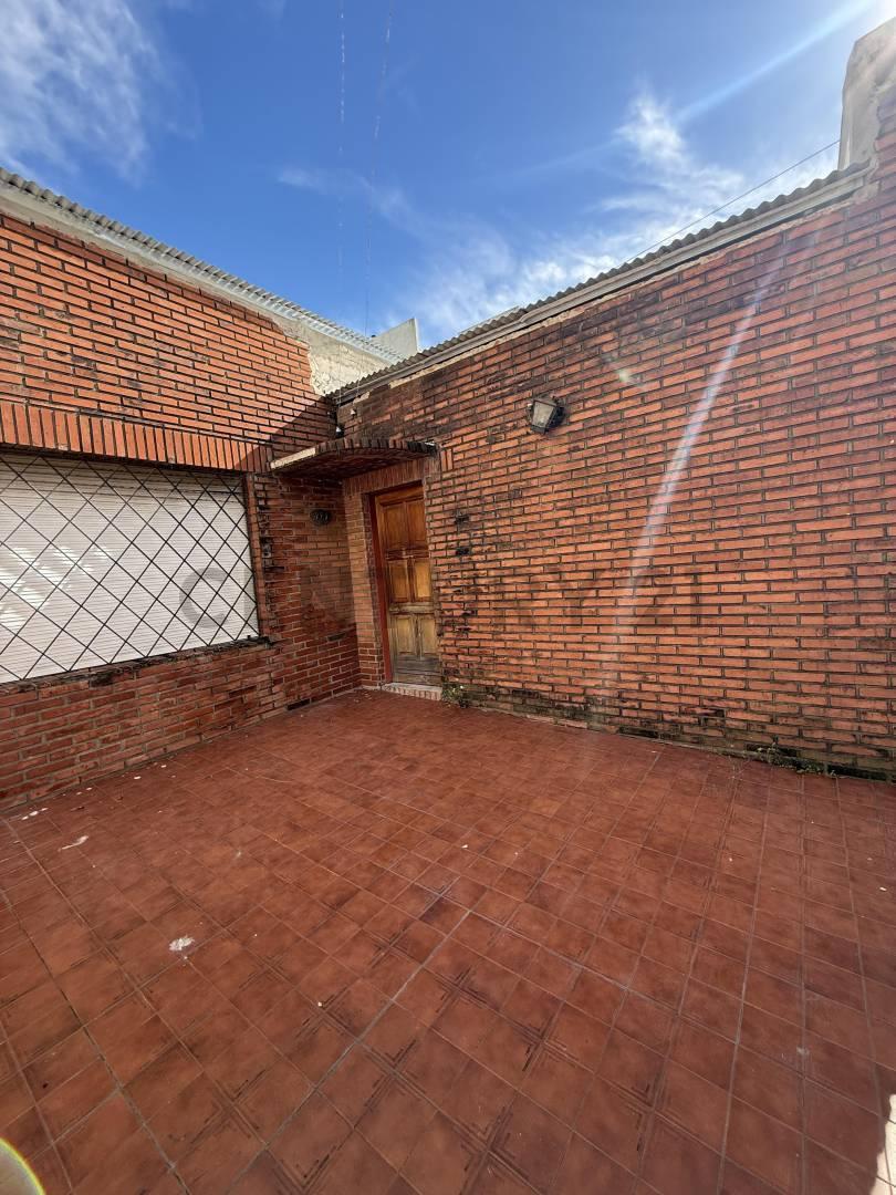 Foto de Venta Casa a Refaccionar en 24 e/ 47 y 48, imagen 3