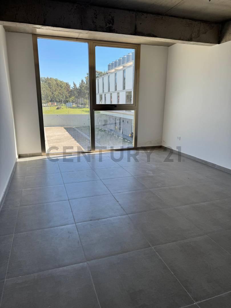 Foto de 138 y 485 OFICINA EN ALQUILER DISTRITO GORINA, imagen 3