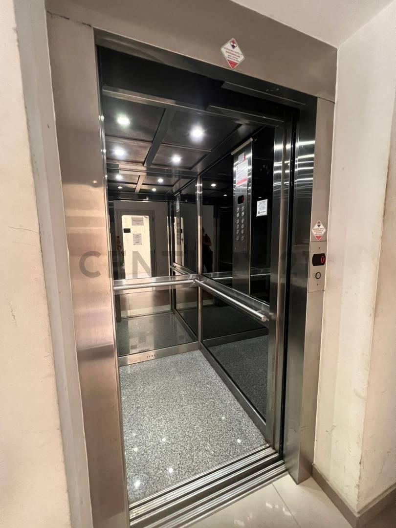 Foto de 45 entre 30 y 31 DEPARTAMENTO MONOAMBIENTE CON COCHERA EN VENTA LA PLATA, imagen 3