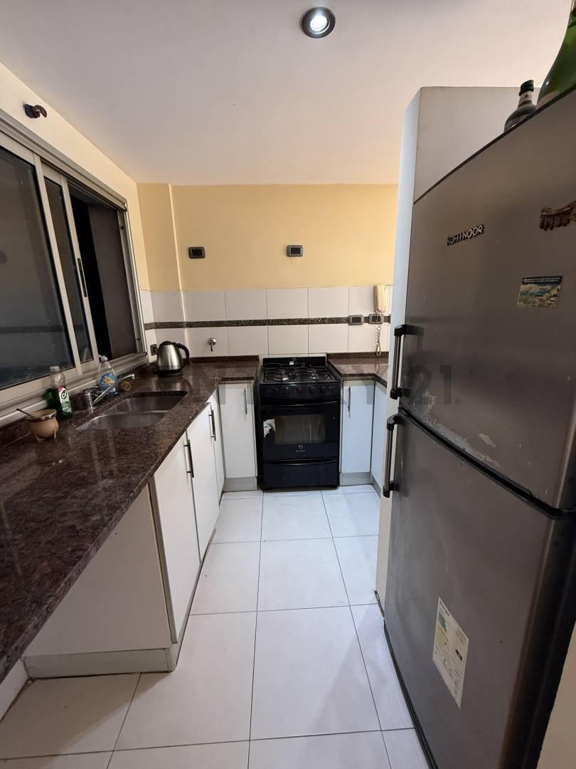 Foto de CALLE 60 E/ 9 Y 10 | VENTA DE DEPARTAMENTO 2 DORMITORIO CON COCHERA, imagen 4