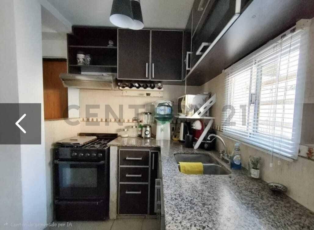 Foto de Dúplex con cochera - 2 dormitorios - 73 y 25, imagen 3