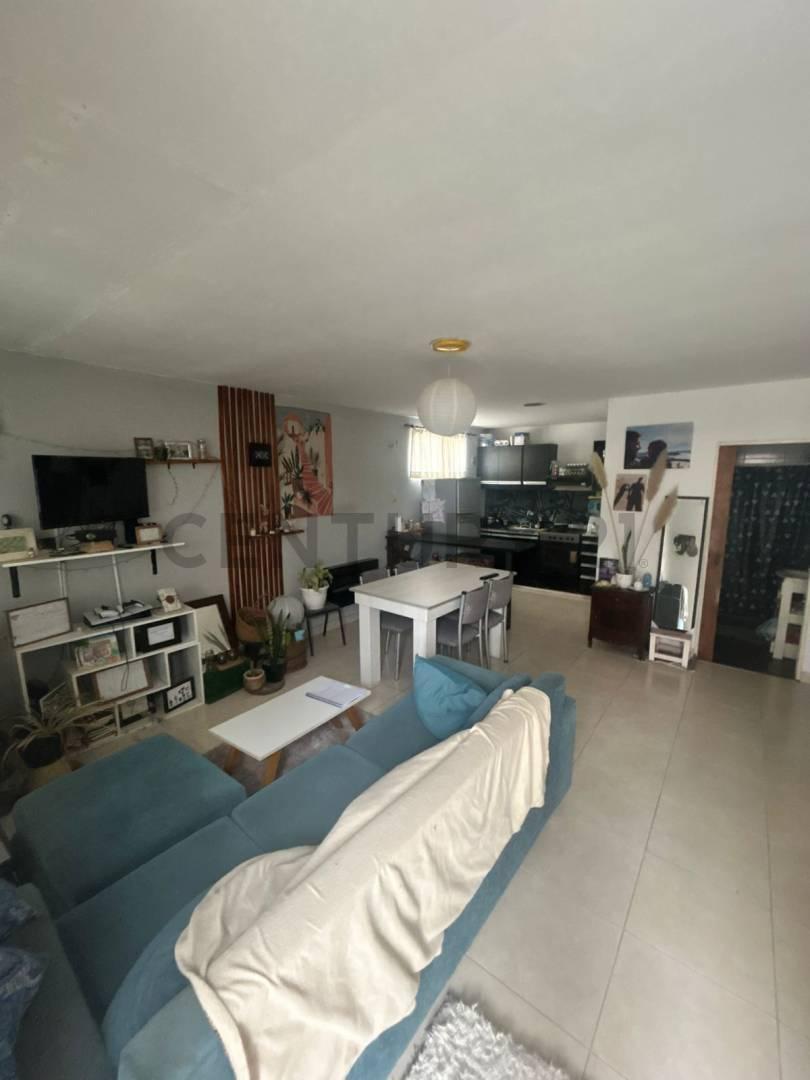Foto de Oportunidad en Berisso - 3 departamentos en un mismo lote, imagen 1