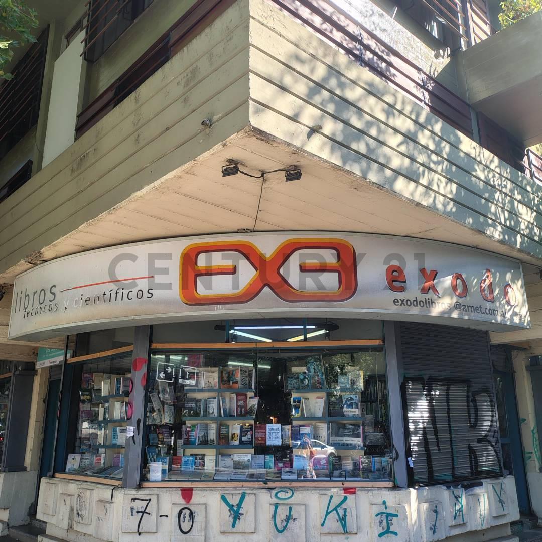 Foto de 1 Y 46 - VENTA DE LOCAL EN IMPORTANTE ESQUINA!, imagen 1