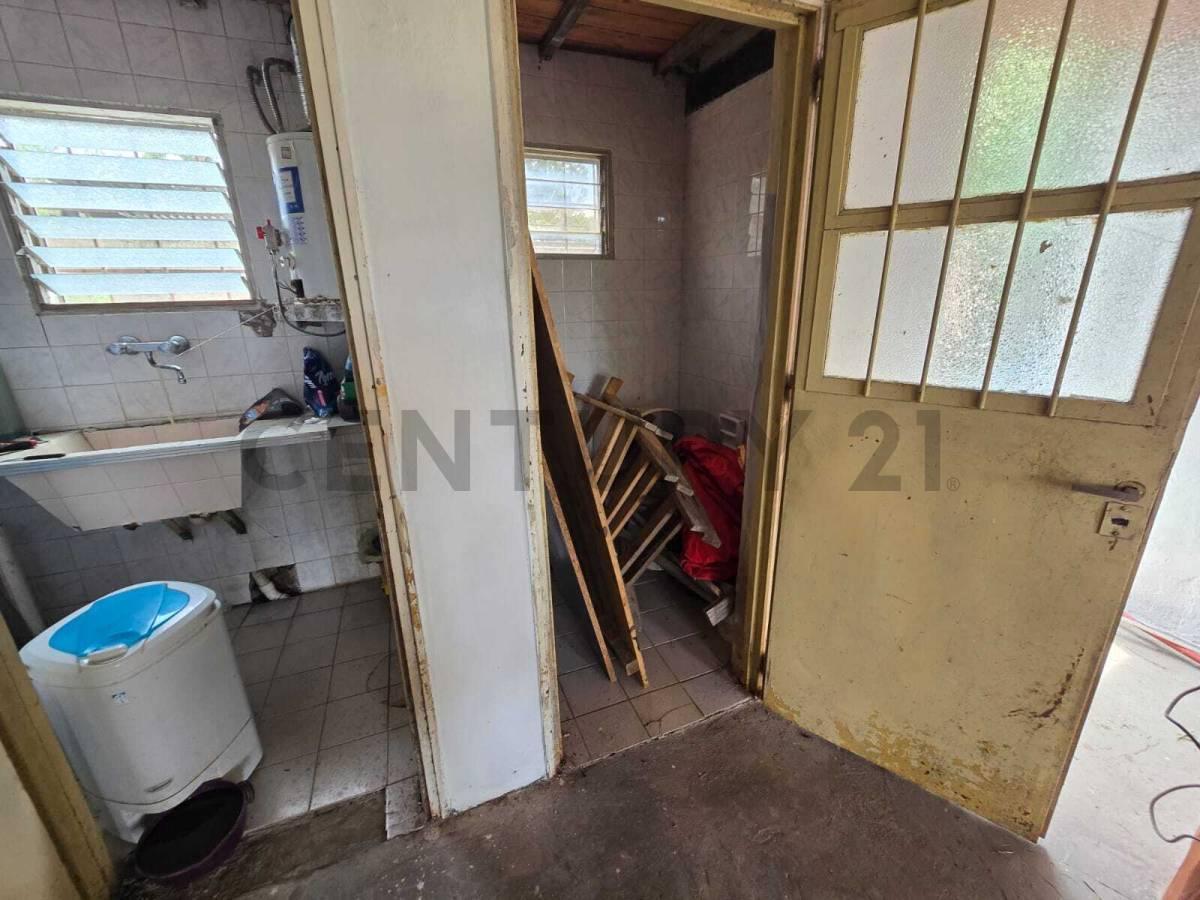 Foto de Casa con quincho - 515 e/ 141 y 142 - USD 98.000, imagen 4