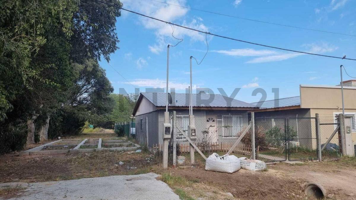 Foto de Lote en Barrio Semicerrado La Aurora – Permiso de Obra Aprobado | Calle, imagen 1