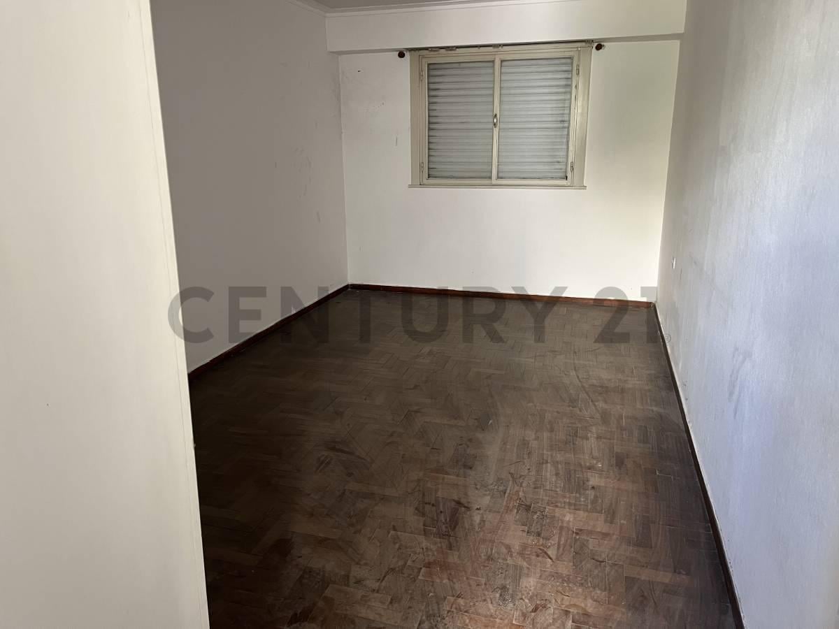 Foto de Casa de 3 dormitorios en venta | Calle 38 entre 11 y 12 - La Plata, imagen 5