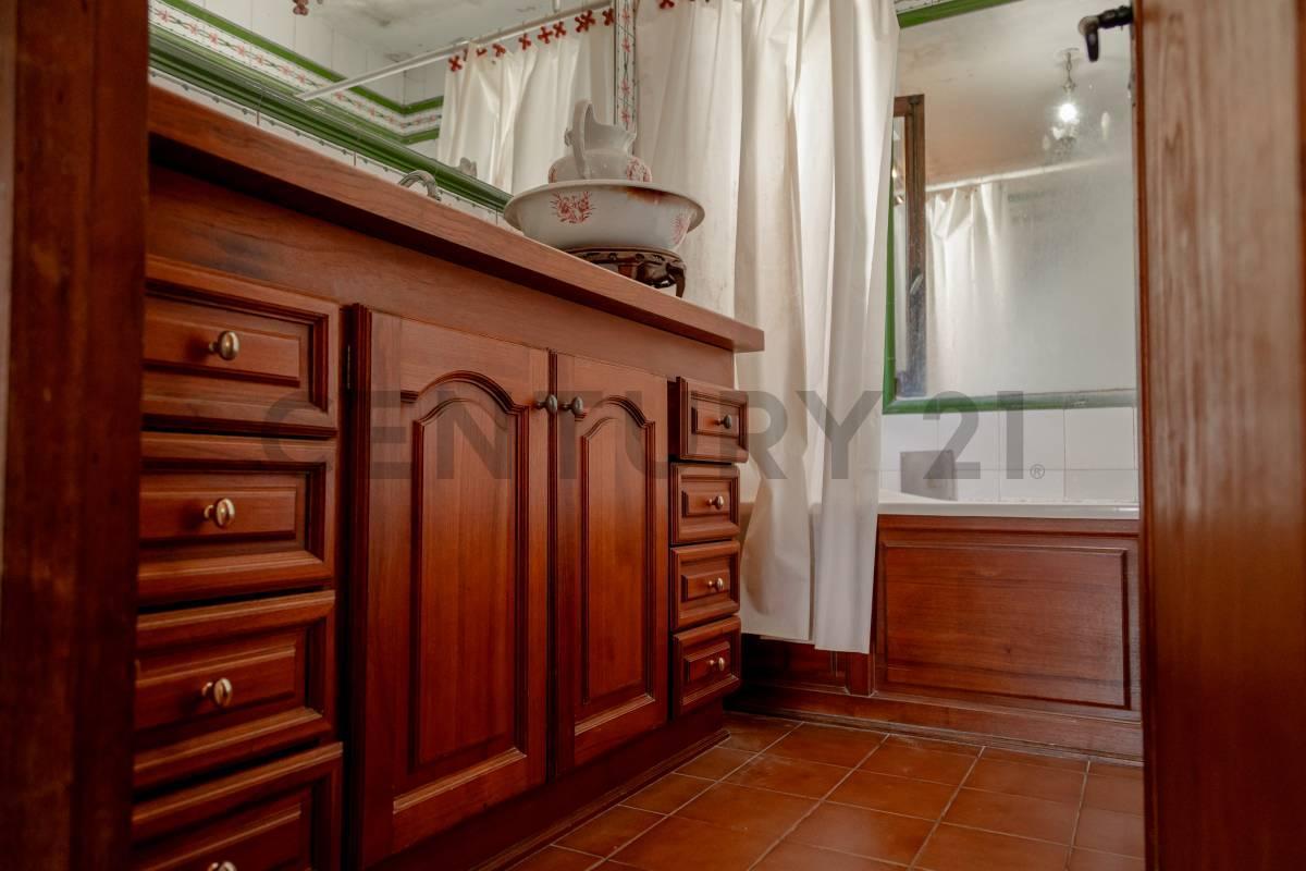 Foto de Importante Casona en Villa Elisa (7 y 48) | 3 dormitorios con cochera y, imagen 4
