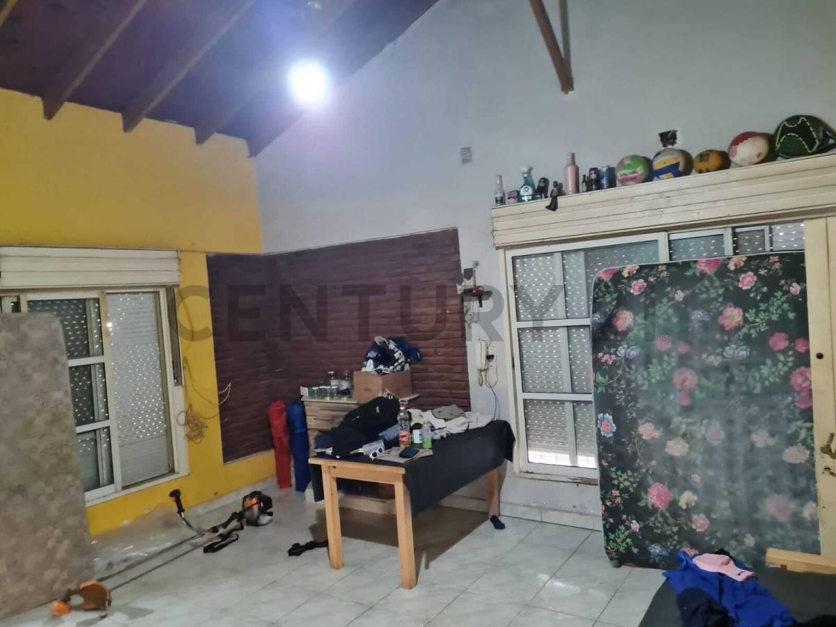 Foto de 505 y 142 Hernandez - Casa Quinta 2 dormitorios - USD 98.000, imagen 5