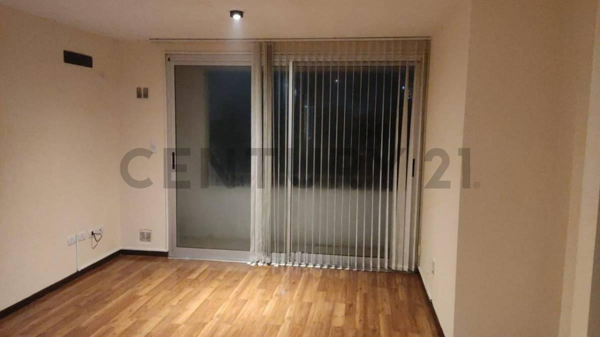 Foto de VENTA DE DEPARTAMENTO EN CALLE 16 E/ 39 Y 40 3ER PISO, imagen 2