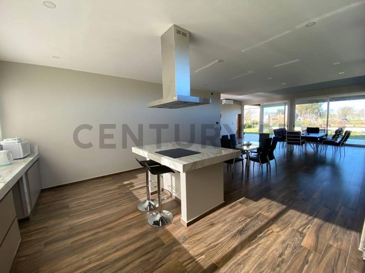 Foto de Ruta 11 y 650 Casa moderna 3 dormitorios en venta FINCAS LA SOÑADA, imagen 2