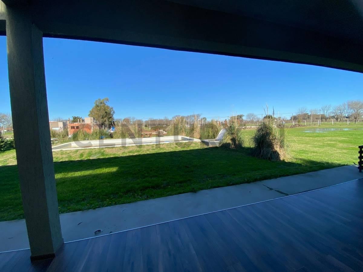 Foto de Ruta 11 y 650 Casa moderna 3 dormitorios en venta FINCAS LA SOÑADA, imagen 1