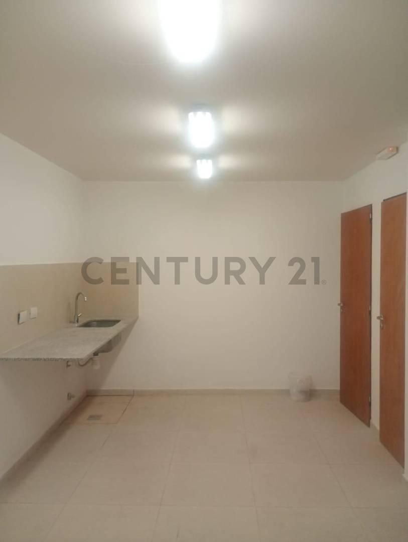 Foto de Venta de local - calle Nueva York e/ Vallparaiso y Marsella, imagen 2