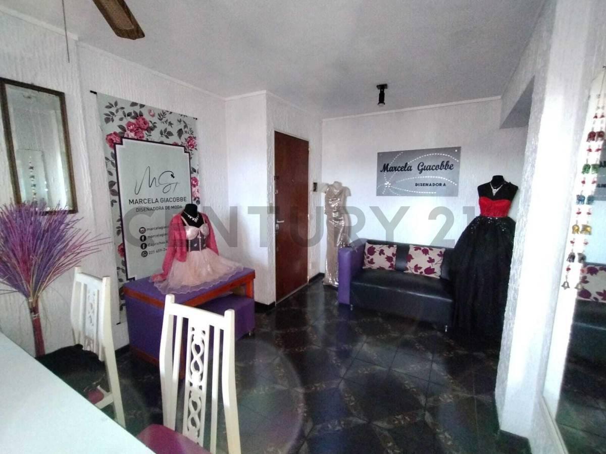 Foto de 10 esquina 62 | Departamento en Venta – Frente a la Facultad de Artes, imagen 2