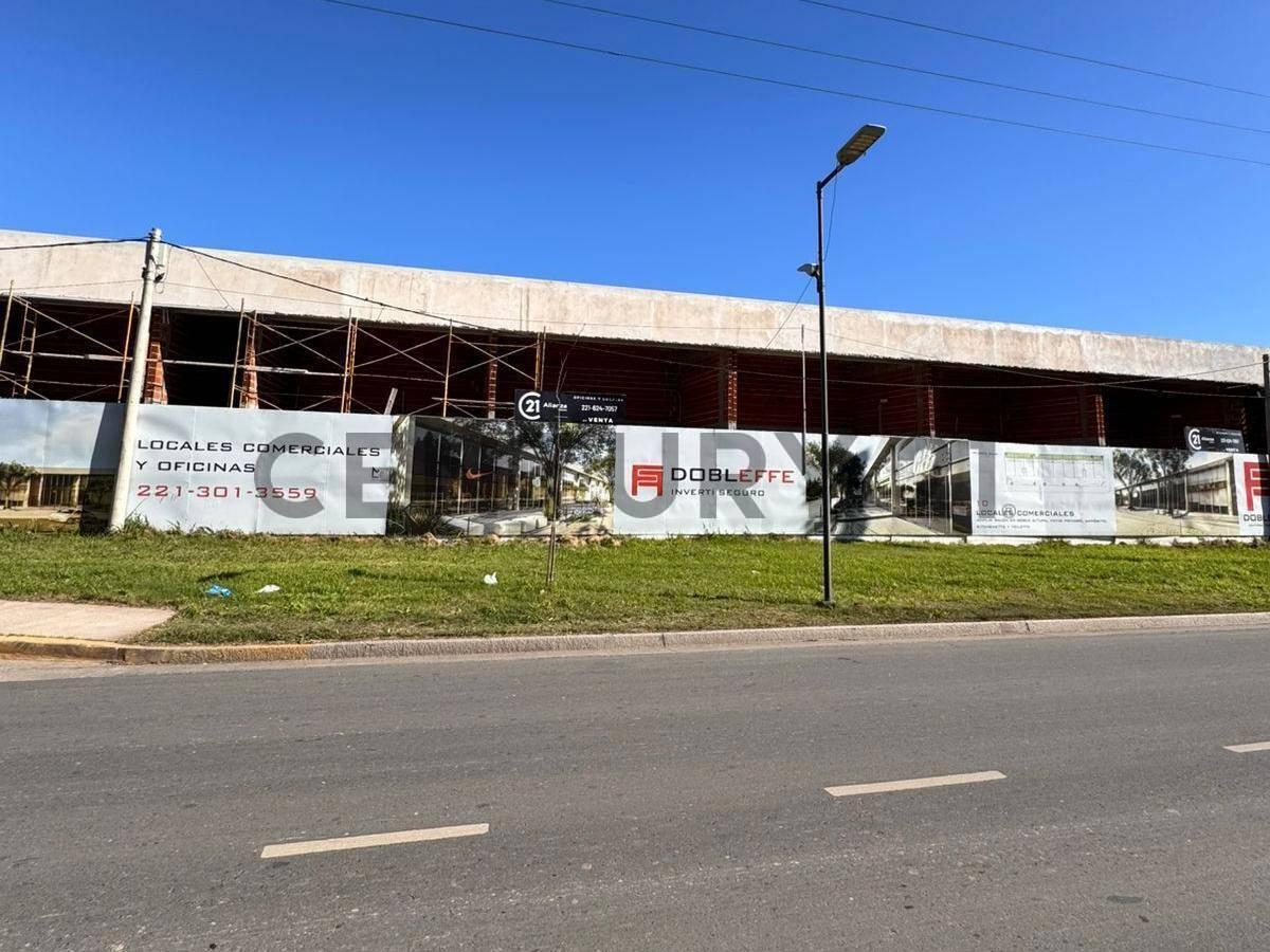 Foto de LOCAL EN VENTA AV 31 Y 505, imagen 3