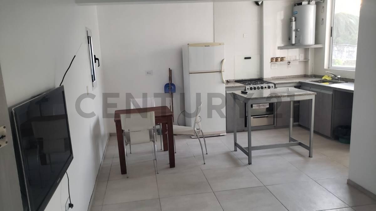 Foto de 66 Y 116 VENDEMOS - Departamento AMOBLADO 2 dormitorios - Refaccionado, imagen 4