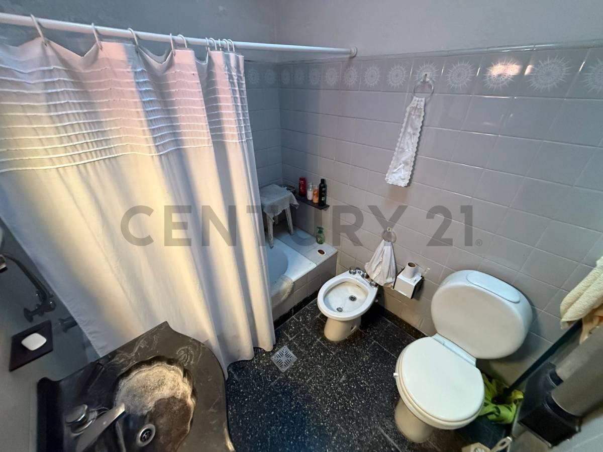 Foto de Calle 18 e/ 40 y 41 |Casa 3 dormitorios en venta La Plata IDEAL, imagen 4
