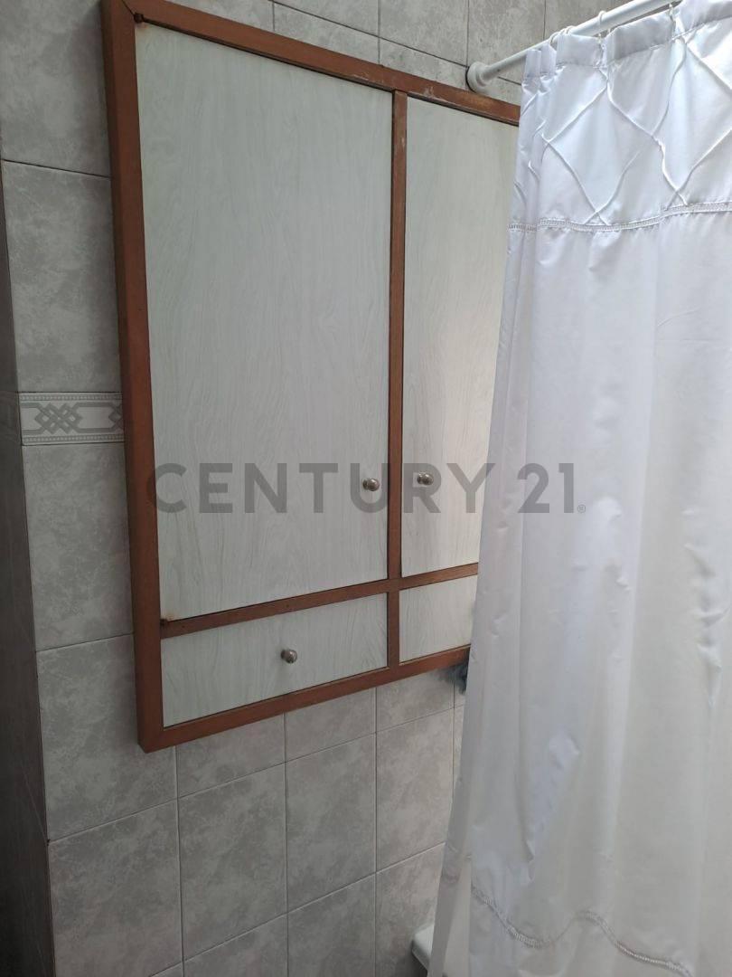 Foto de PH con 3 dormitorios en diagonal 107 - Plaza Olazabal - SIN EXPENSAS!!!, imagen 4