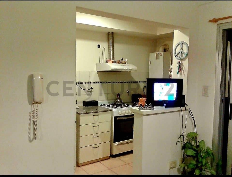 Foto de DPTO 2 DORMITORIOS - CALLE 4 ENTRE 58 Y 59, imagen 4
