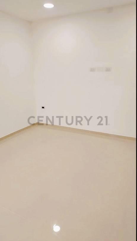 Foto de VENTA DE PH (58 E/ 5Y6) - 2 DORMITORIOS, imagen 2